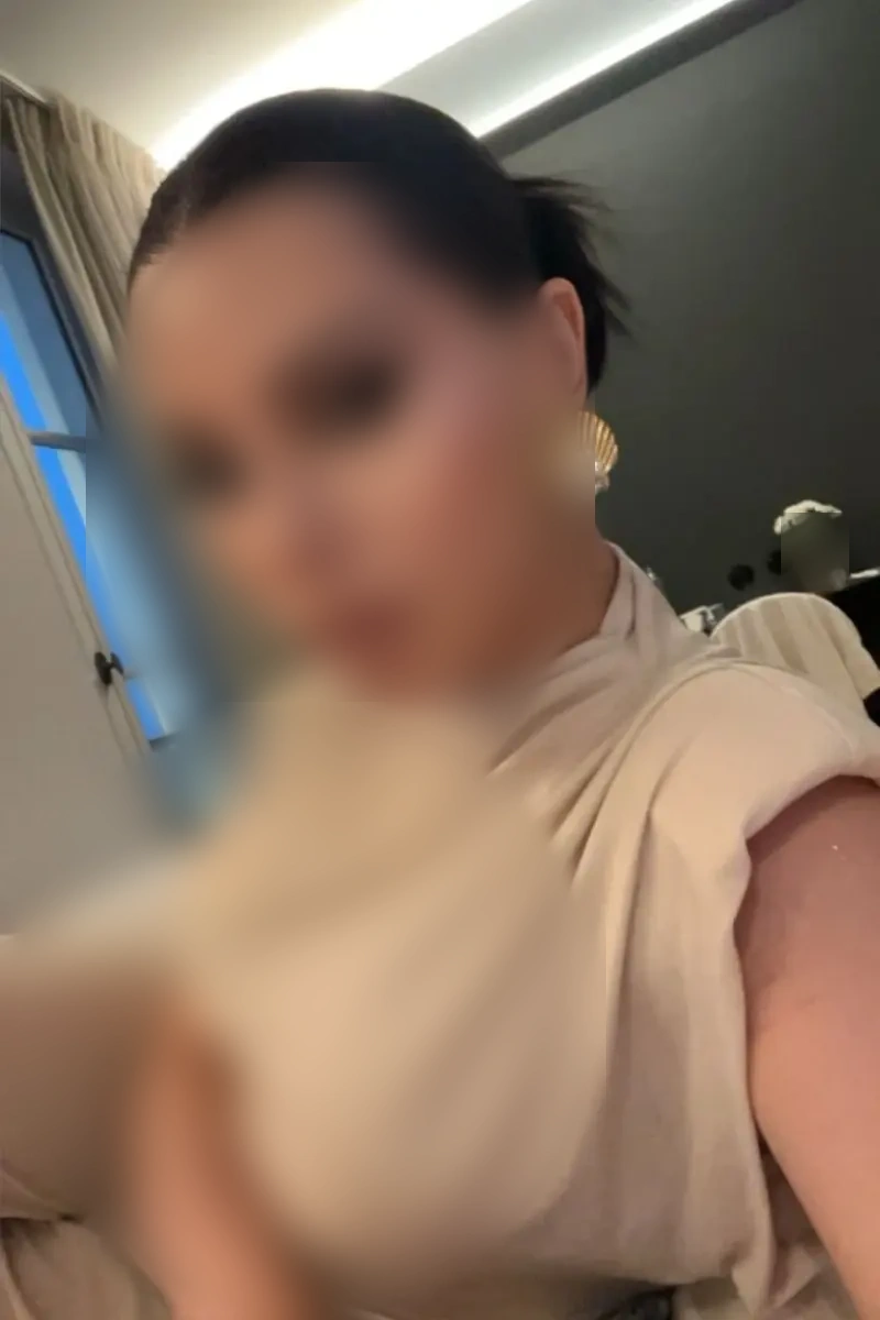 Trans libérée cherche homme libre à Port-de-Bouc