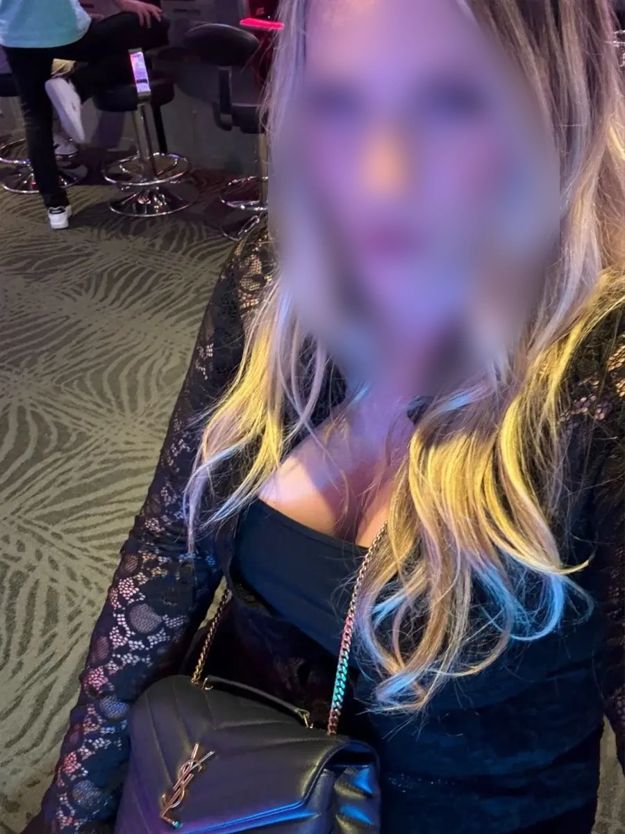 CélineIntime95